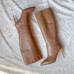 $725 Loriblu Made In Italy Beige Taupe Knee High Boots High Heel Pointy Toe 40IT